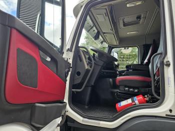 Volvo FM 500 8x4*4 / HMF 5020 K6 + JIB K4 / CRANE - KRAN